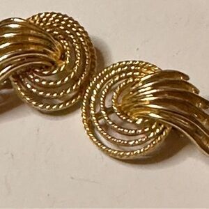 Vintage Lisner Gold Knot Earrings